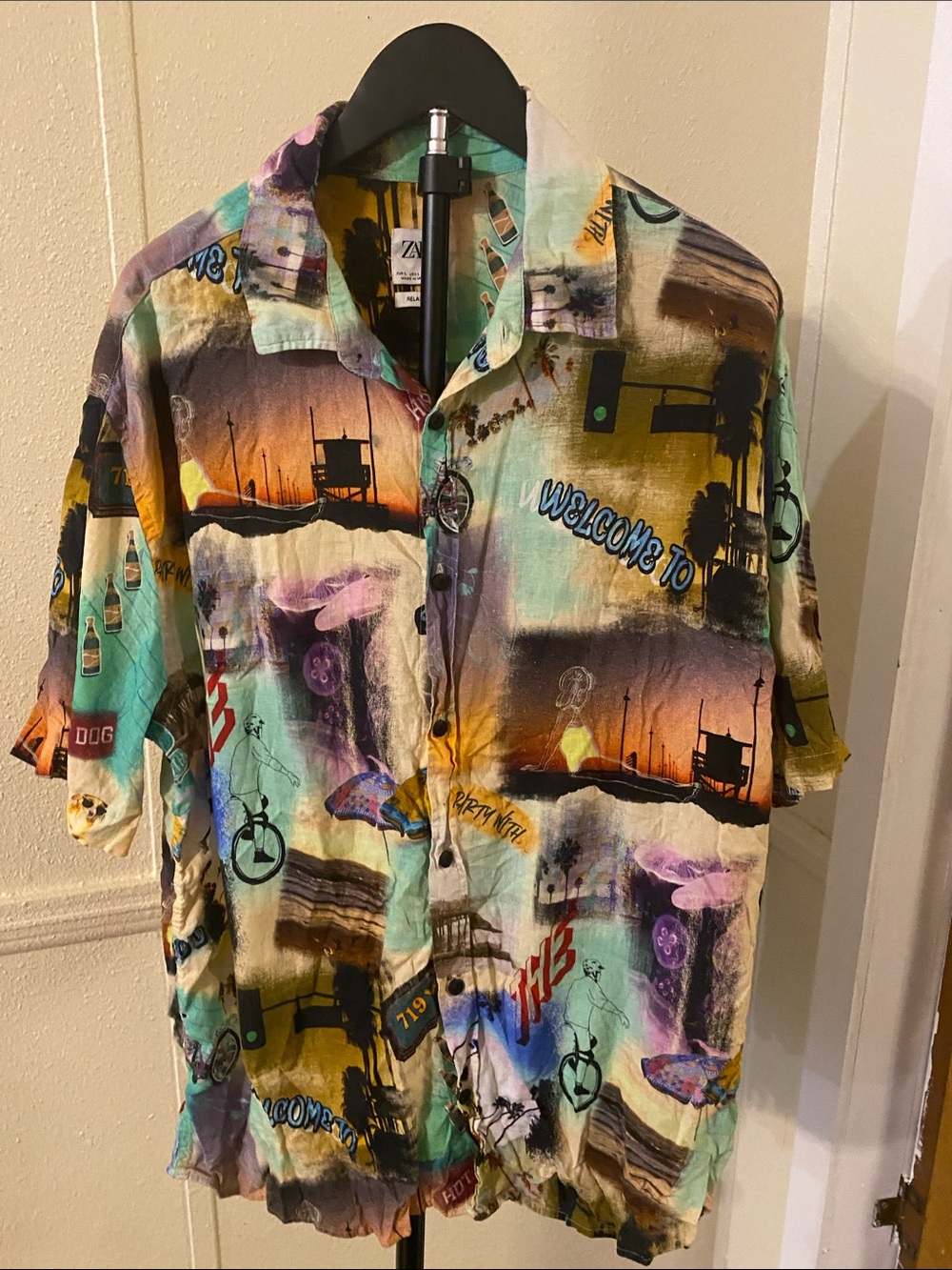 Zara Multicolor Short-Sleeve Button-Down Shirt with Beach Print